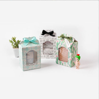 Caja de embalaje de muñeca personalizada transparente con ventana de PVC transparente, exhibición de cartón, ropa, cosméticos, juguetes personalizados