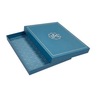 Capa de ropa personalizada y caja base 2 cajas de cartón rígido de piezas con tapas