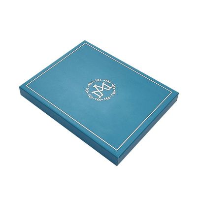 Capa de ropa personalizada y caja base 2 cajas de cartón rígido de piezas con tapas