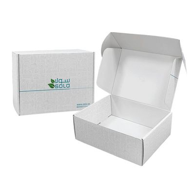 Caja de cartón corrugado CMYK personalizada para envío de ropa grande y embalaje personalizado