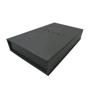 Pedido personalizado Aceptado Caja de cartón de cierre magnético Matte Black Diseño plegable