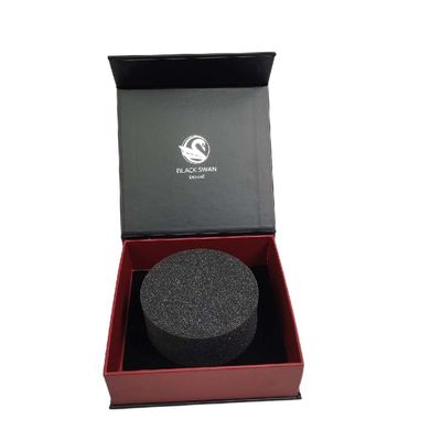 Logotipo personalizado Caja de regalo de lujo negra con cierre magnético hecha de materiales reciclados