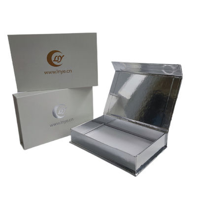 Caja de regalo de cartón marfil blanco plata perla magnética con logotipo Impresión de embalaje personalizado