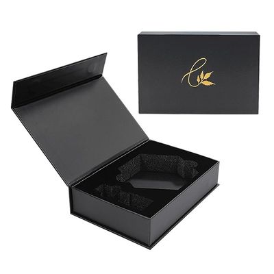 Logotipo personalizado Luxury Matte Packaging Flip Top Cardboard Caja de regalo de papel con cierre magnético