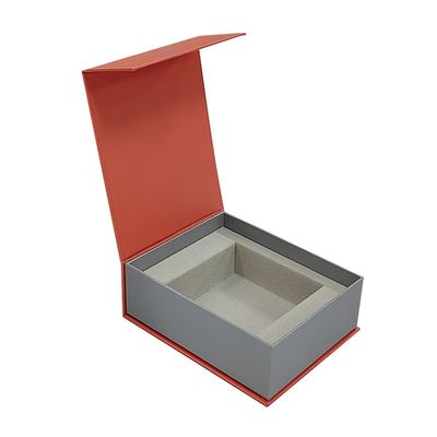 Caja de regalo rígida hecha a mano de tamaño personalizado Magnético en forma de libro de papel Para el embalaje del cinturón del reloj