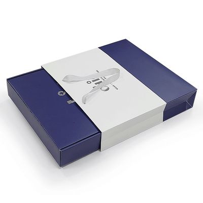 Bolsas de compras de papel de todo el mundo Estampado de plata con asas para ropa confección