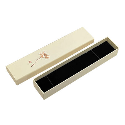 Hot Custom Deluxe Elegante Práctico Capa de regalo de cartón Y Caja Base para el regalo de joyería Confeccionado con inserción de espuma