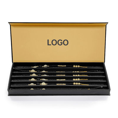 Lujo Logotipo personalizado Papel negro Caja de embalaje de joyas Para brazalete colgante Caja magnética rígida