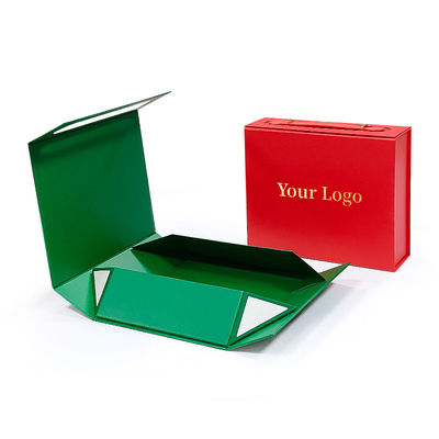 Caja de regalo con logotipo personalizado hecha de cartón reciclable exquisito con mango práctico de cuero