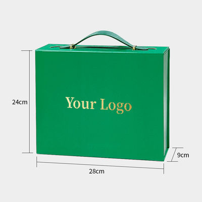 Caja de regalo con logotipo personalizado hecha de cartón reciclable exquisito con mango práctico de cuero
