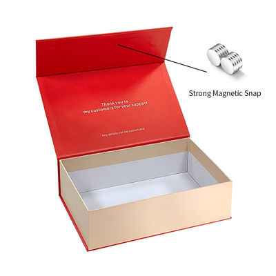 Caja de regalo de tema de Navidad de lujo rojo magnético personalizado de cerradura magnética rígida biodegradable envasado con mango