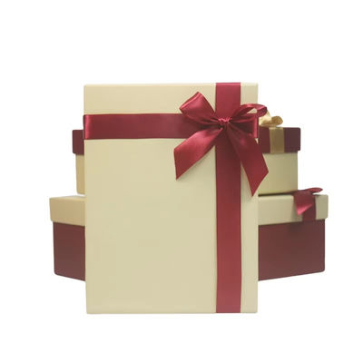 Envasado de caja de regalo de gama alta Tamaño personalizable para el Día de San Valentín Día de la Madre Decoración de arco blanco negro Caja de regalo