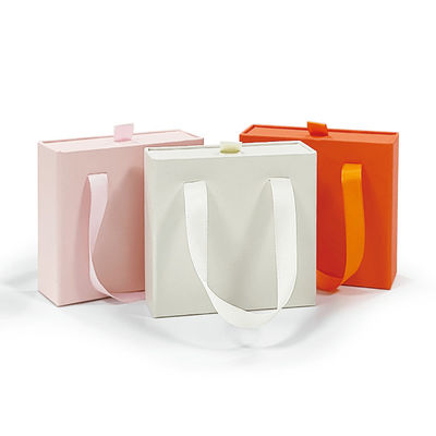 Caja de papel de cartón negro de lujo, de moda, joyería de regalo, cajón de diapositivas, caja de embalaje con su propio logotipo.