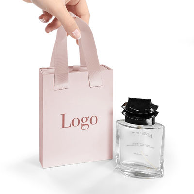Logotipo personalizado cajón de cartón deslizante de lujo de alta gama caja de papel regalo collar brazalete joyería perfumería caja de embalaje con mango