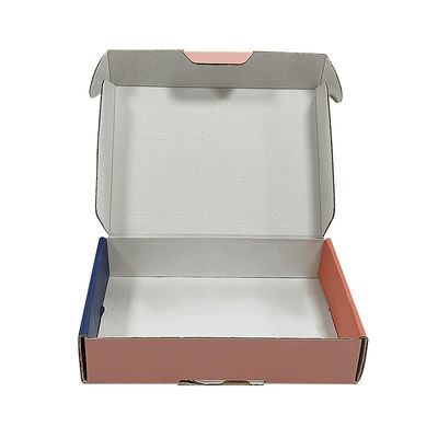 Logotipo personalizado Cartón plegable Corrugado Caja de correo Regalo navideño Embalaje cosmético Caja de envío Decoración colorida en relieve