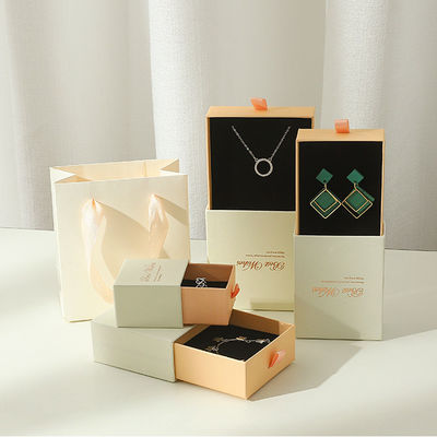 Conjunto de cosméticos personalizados cajón deslizante rígido extraíble joyería embalaje de regalo caja de papel con inserto