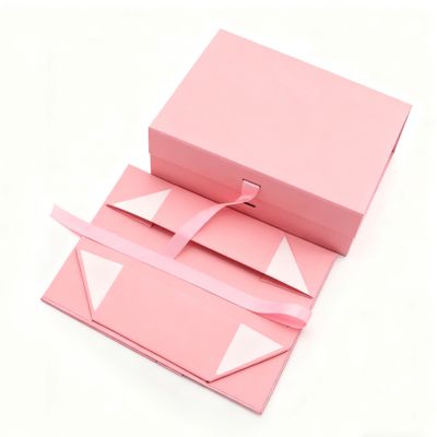 Caja plegable de cinta con logotipo personalizado, calidad, rosa, negra, forma rectangular, embalaje de papel artístico magnético para laminación mate y relieve