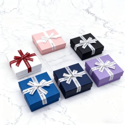 Caja cuadrada cielo y tierra de embalaje de joyería personalizada con lazo de cinta en inglés, cubierta de cartón elegante para aretes y anillos